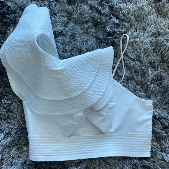 Fame and partners The Killing White ruffled cropped top - Picture 3 of 6